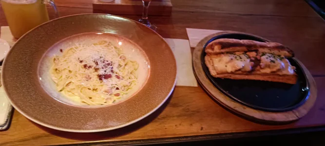 tiffanybrowm Delicious food and drinks🍸 Foto 6