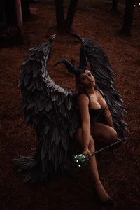 AlessiaLondon Unleashing a little dark magic 🦇✨ Halloween 𝟚𝟘𝟚𝟜 Pic 6