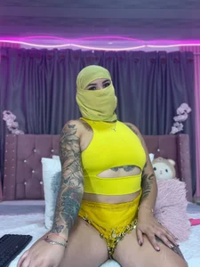 Nayla-Mouna yellow is the color of body heat Pic 8