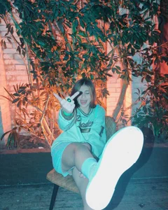 Public od DivineGaia  2 snímek