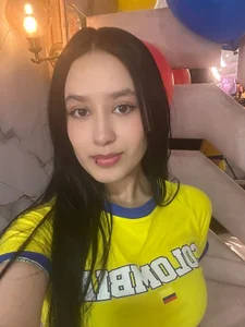 Aleja_r_Helloooo图片