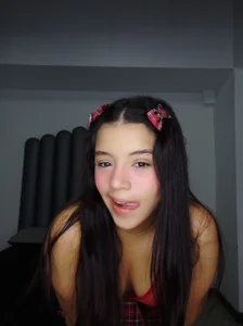 Avi_Winklar schoolgirl red Pic 2