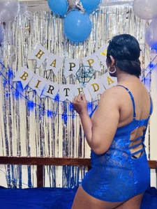 TiedShow: Birthday girl ( фото)