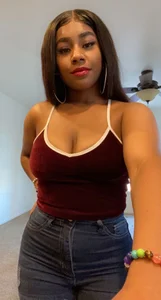 BrattyChanel: Public ( 6 фото)