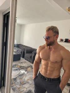 20CMCOCK2026 Me Pic 6