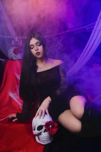 Taylor_Cincler 🖤 Haunted Beauty in the Dark 🥀✨ 사진