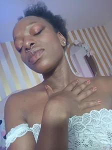 Coco_Kiss A unique feeling Pic