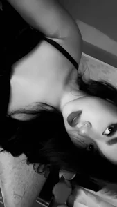 ItsMiaFoxx Public Pic 2