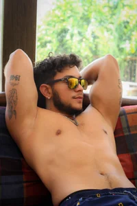 AUSTIN_GREGOR01 HI Pic