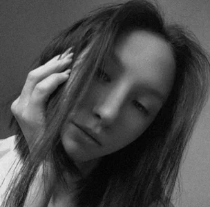 VanessaSims Public - {count, plural, one {תמונה אחת} two {שתי תמונות} many {# תמונות} other {# תמונות}}