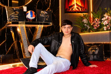 Brian_Montes Public Bilde 2
