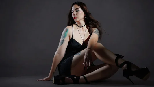 HollyBloom_ 😈Dare to tell me what's going through your mind right now? 😈 Kuva 3