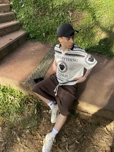 aaronjames1 Public Gambar 7