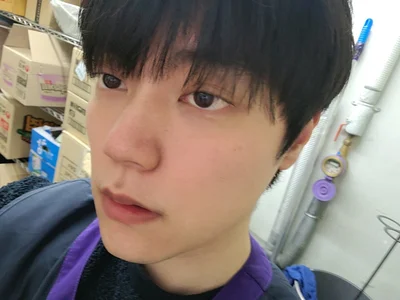 dhwisydyのPublicの 3枚の写真