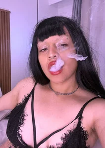 Alaska_deluxe come smoke with me Pic 3