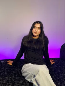 Holly_Watson_ sexy lady 💋  5টি ছবি