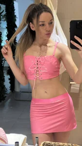 KatieCutieXooo Princess of me Pic 5