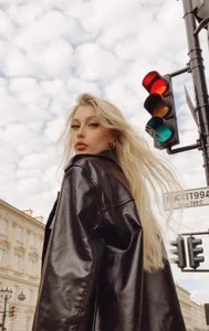 Liya_Liss Street Mood Pic