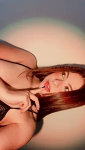 sara_sweet9 💛 Pic 3