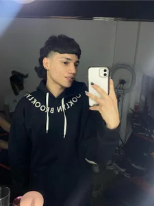 SamBlack_ Public slika