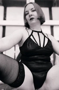 GoddessLara kullanıcısının Mistress albümü -  2 fotoğraf