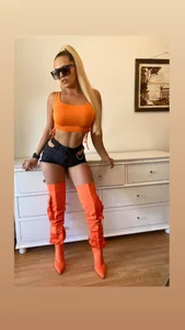 🧡