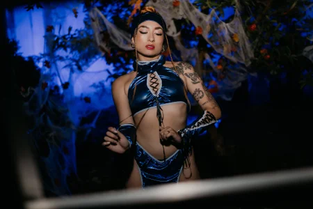 AmbarSantany Kitana💙🤍 Immagine  2