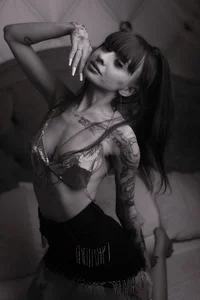 Daisy_Blush Feeling hot and naughty 😏 Billede 4