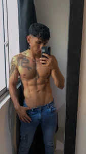 muscle_boyhorny Abs Pic 2