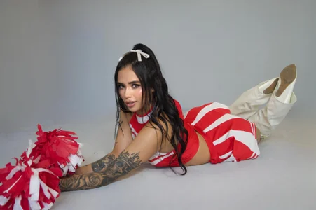 📣 od MariaHerrera_  4 snímek