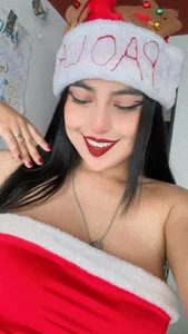 PamelaFtMia FELIZ NAVIDAD Pic 6