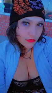 Tall, thick, and spicy🌶😘💲