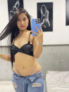 Miss__Sweety Public Pic 4