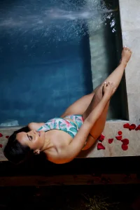 katrina_kaif_x Woman #8M صورة واحدة|katrina_kaif_x Woman #8M صورتان|katrina_kaif_x Woman #8M  صور|katrina_kaif_x Woman #8M  صورة