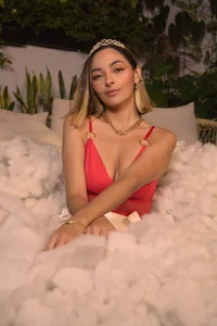 MelissaMoore_ HBD to Me Immagine  2