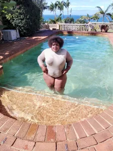 BbwEbonyQueen95 Public Pic 8