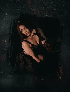 xinamora the dark sensual elegance Bilde 2