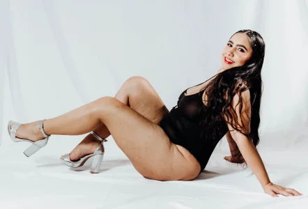 JESSYCORTES It's time to admire me Billede 2