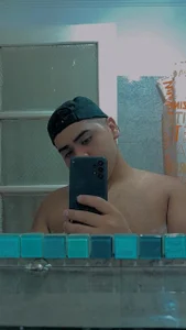 B3arh0txxx Public Poză