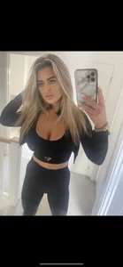 Carmel_Louise Me Pic 8