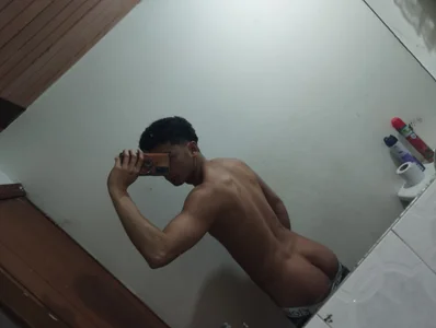 elbebesitobebelean666のPublicの 2枚の写真