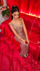 anna_alvarez Irresistible charm and seductive shine 🔥💋 รูป  2