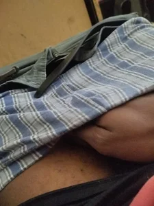 Sboneloddg1 Wanna lick my big cock ? Immagine 