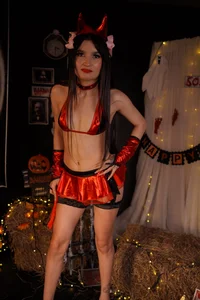 briny_saezBad Girl from Hell图片 5