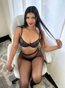 ElizabethRodriiguez Public Εικόνα 2