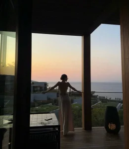 Mia_shy1 vacation with friends Foto 4