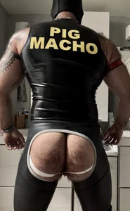 Public od MachoDogX  snímek