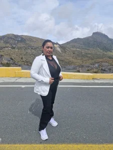 Karina_Mendoza give me a ♥️ if you like our adventure photos Pic 8