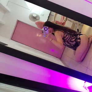 MiaWhiteBunny Public Pic