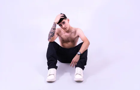 😈 Good boys never resist me. de Tristan_Kane  2 Imagens